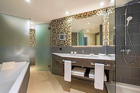 Presidential Suite, M Club Lounge Access, Presidential Suite, 1 King