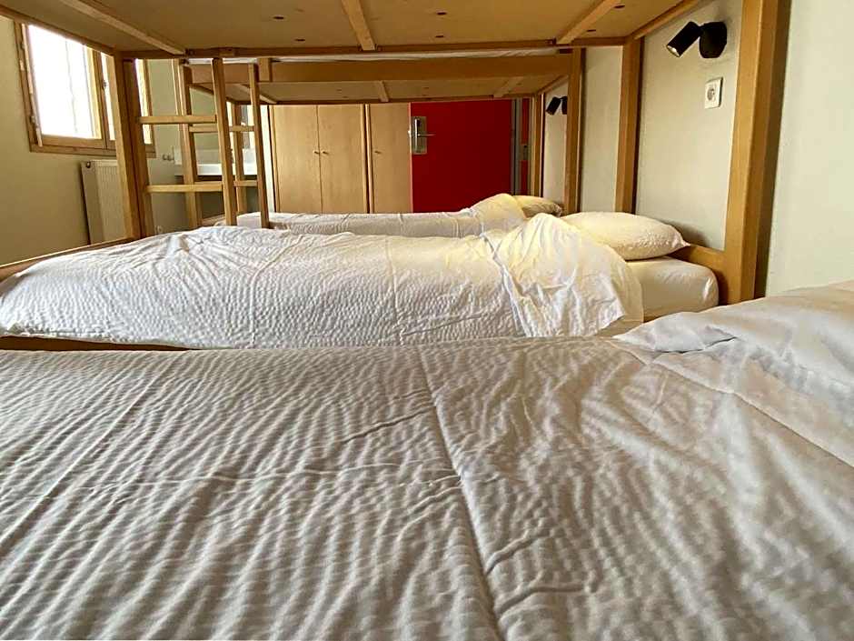 Auberge de Jeunesse HI Pontarlier