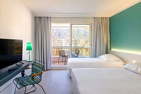 Triple Room with Terrace and Mountain View