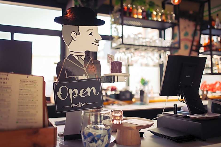 Urban Hotel The Golden Stork