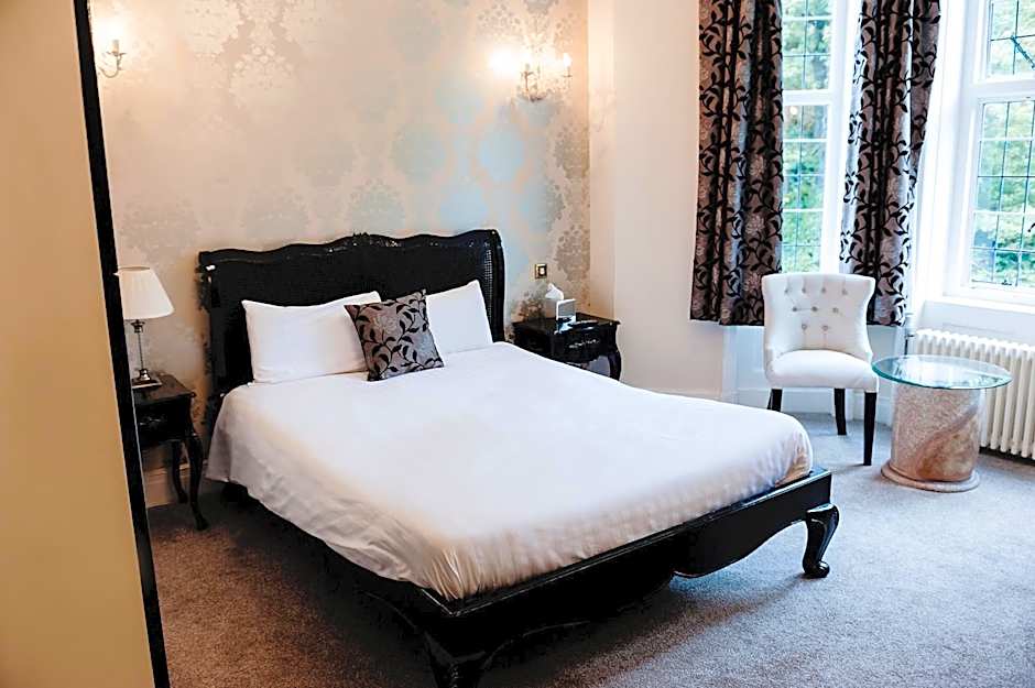 Southcrest Manor Hotel; BW Signature Collection