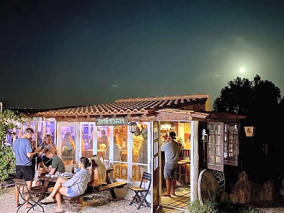 Da Silva Surfcamp 7 Bettzimmer mit Frühstück