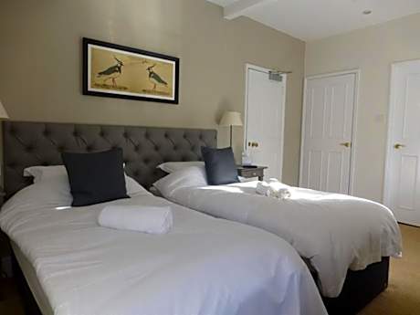 King Room with Garden View
