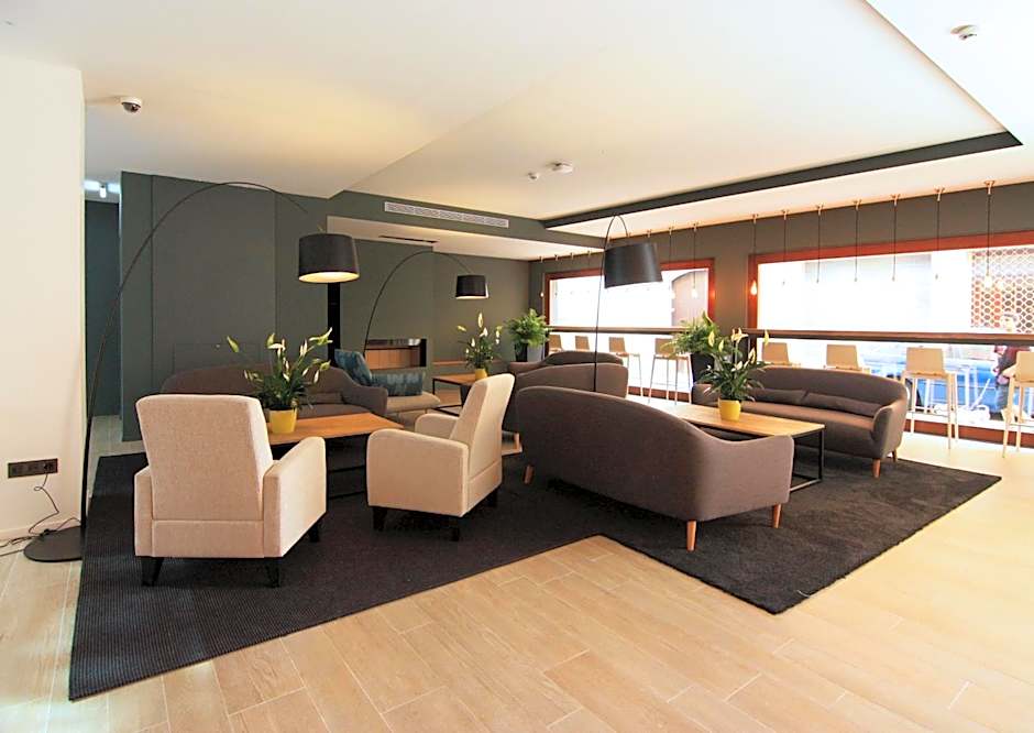 Hotel Raval de la Mar