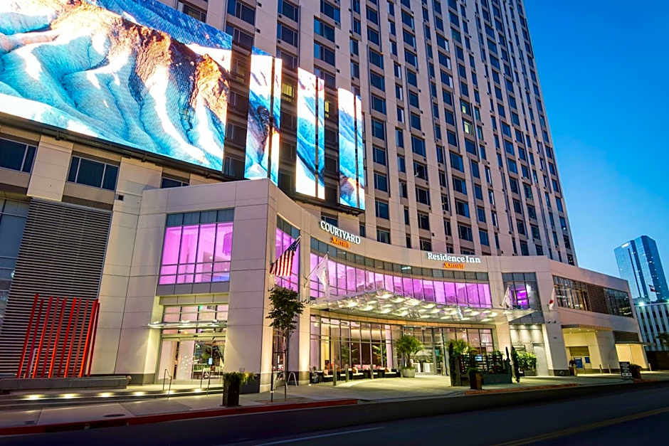 Courtyard by Marriott Los Angeles L.A. LIVE