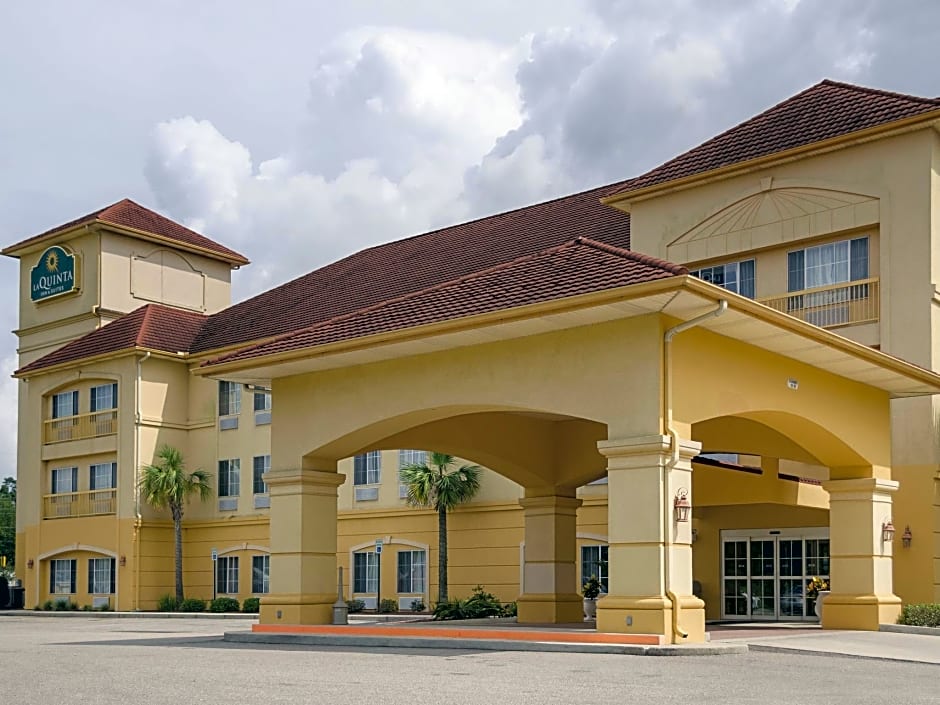 La Quinta Inn & Suites by Wyndham Mobile Satsuma / Saraland