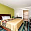 Super 8 by Wyndham Augusta