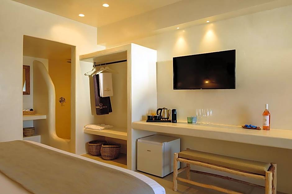 Terra Blanca Suites