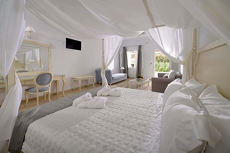 Kamari Hotel