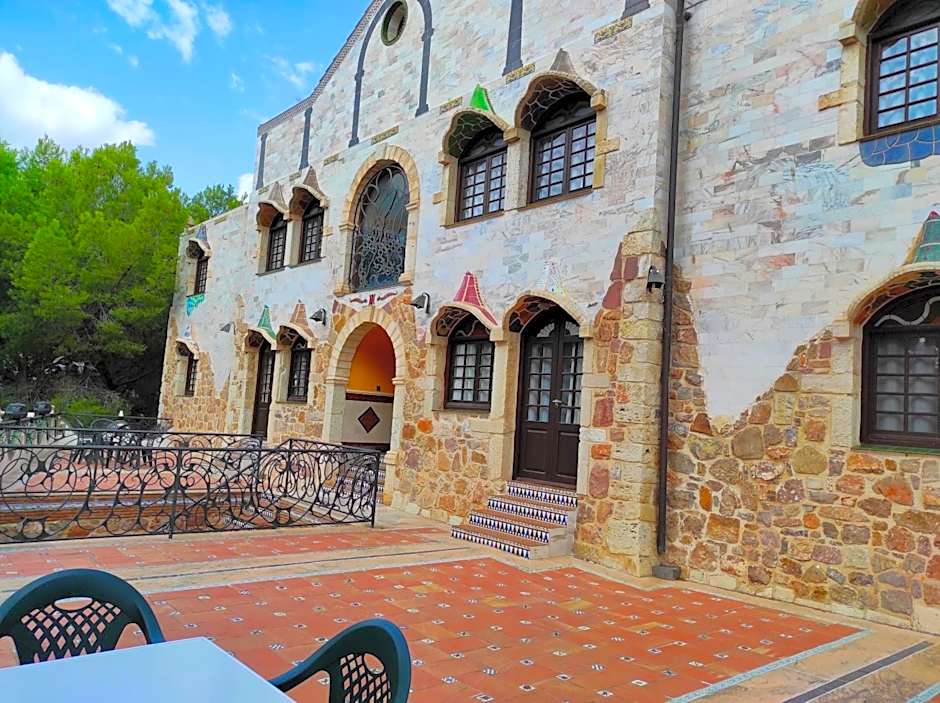 Apartamentos Gaudi Style