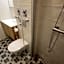 Acacia Private Rooms & Studios