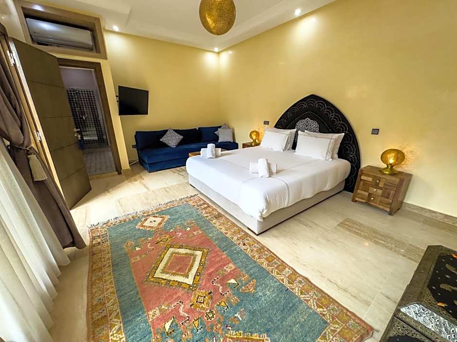 Riad Tonaroz