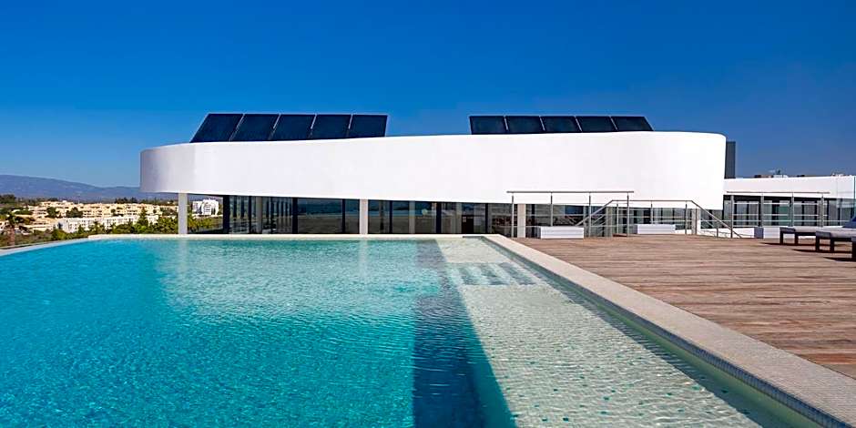 Longevity Health & Wellness Hotel - Adults Only