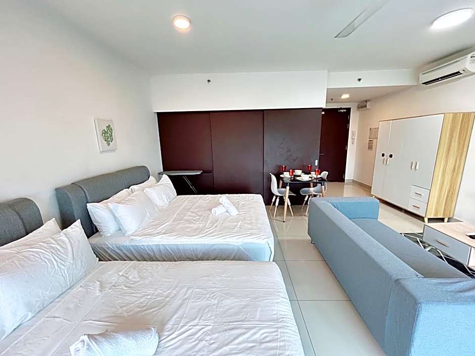 Trefoil by Manhattan Group