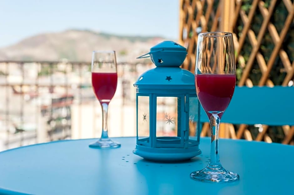 Attico Oltremare B&B – Naples, CO