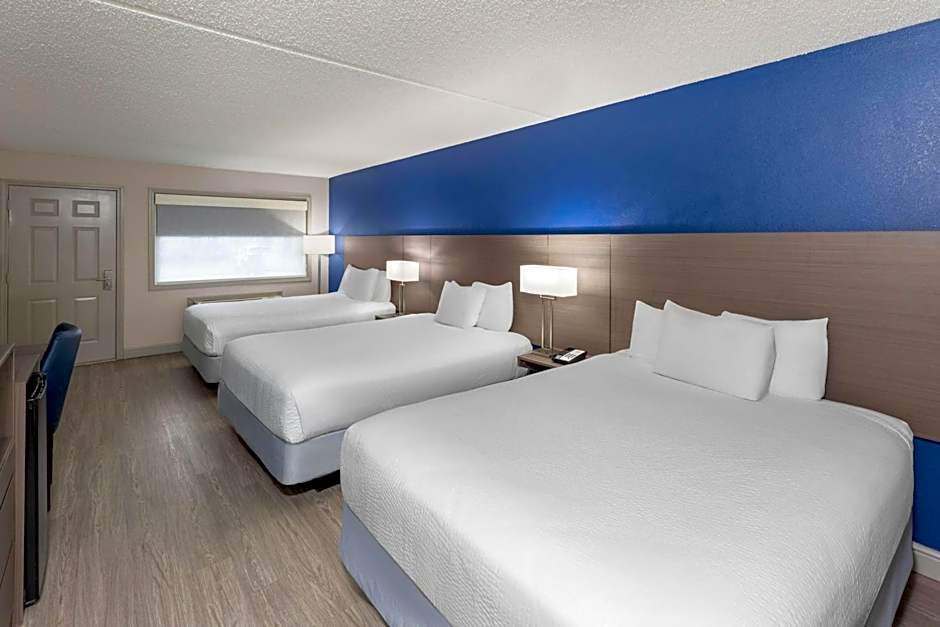 Angel Inn Near IMAX, a Travelodge by Wyndham