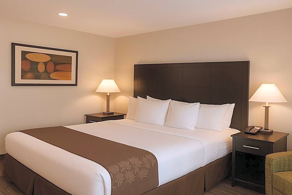 Boarders Inn & Suites by Cobblestone Hotels - Ashland City
