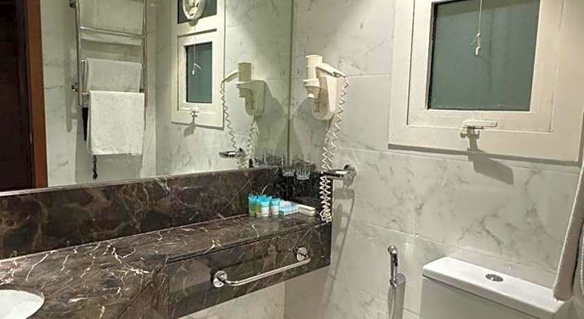 Versailles by Vieras Hotel