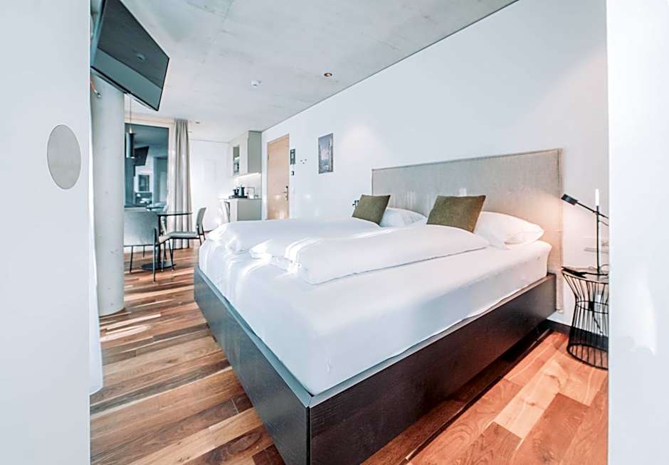 Blackhome Innsbruck City South I contactless check-in