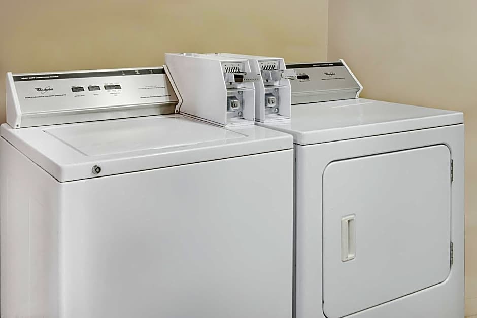 Days Inn by Wyndham Calvert City/Paducah East