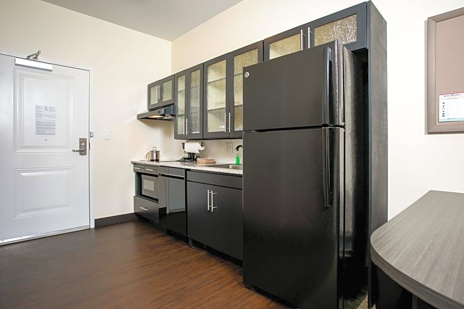 CANDLEWOOD SUITES - JACKSONVILLE - MAYPORT By IHG