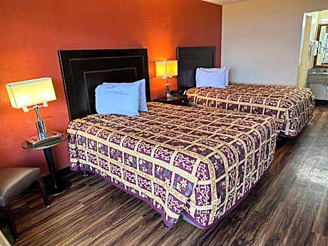 Double Room with Two Double Beds - Non-Smoking