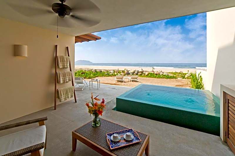 Marea Beachfront Villas