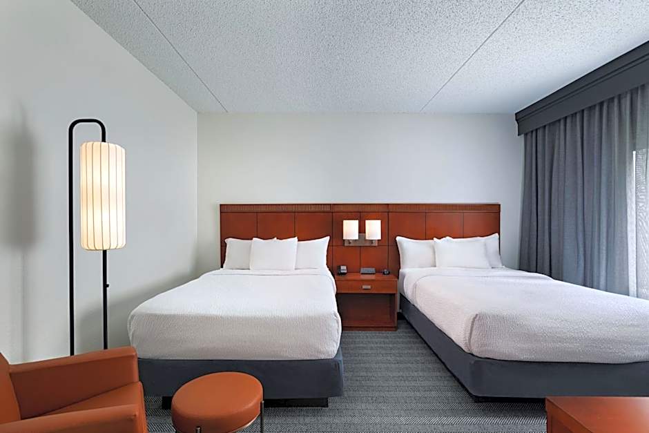 Courtyard by Marriott Dallas Richardson at Spring Valley
