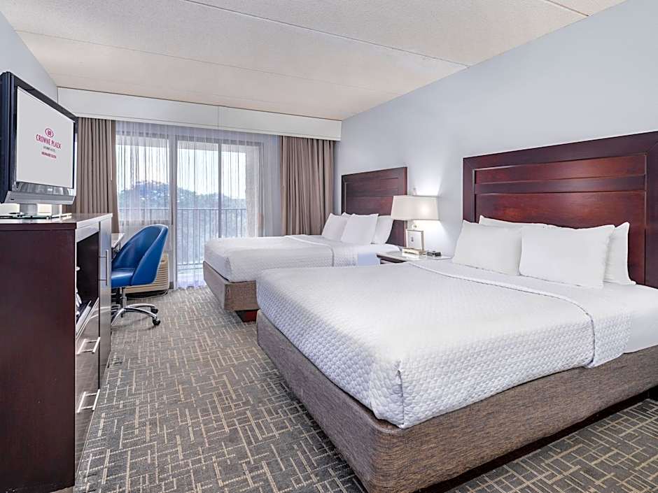 Crowne Plaza Milwaukee South By IHG