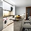 Lilium Hotel & Suites
