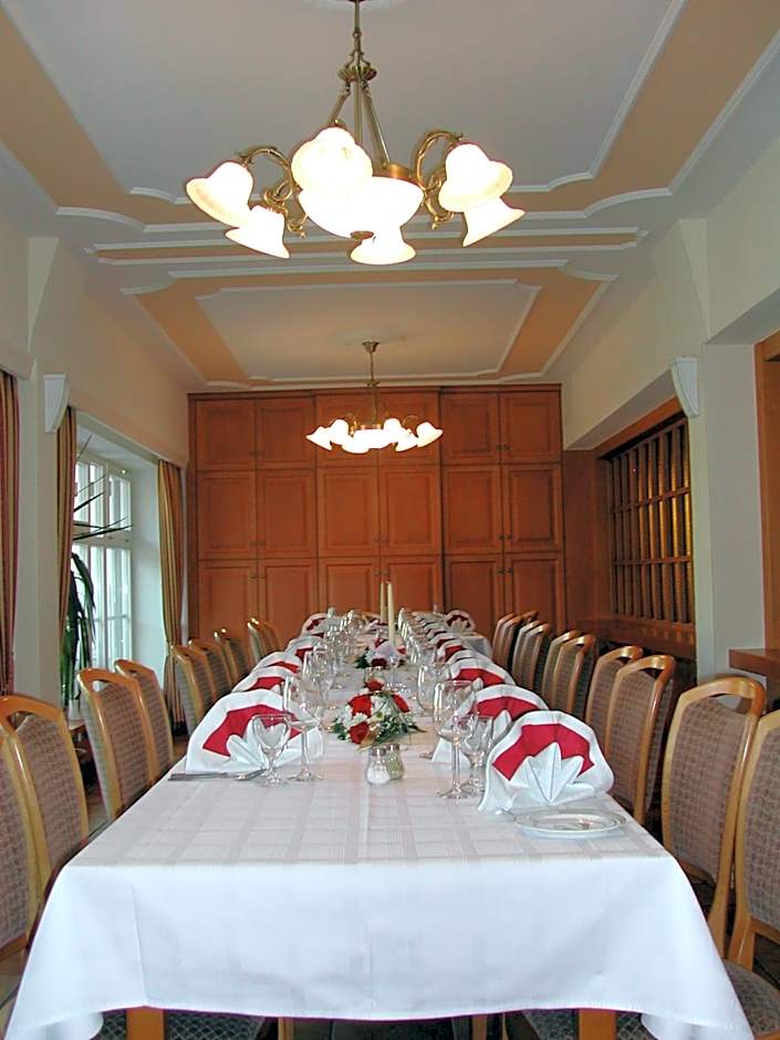 Gasthaus-Pension Zum Kreuz