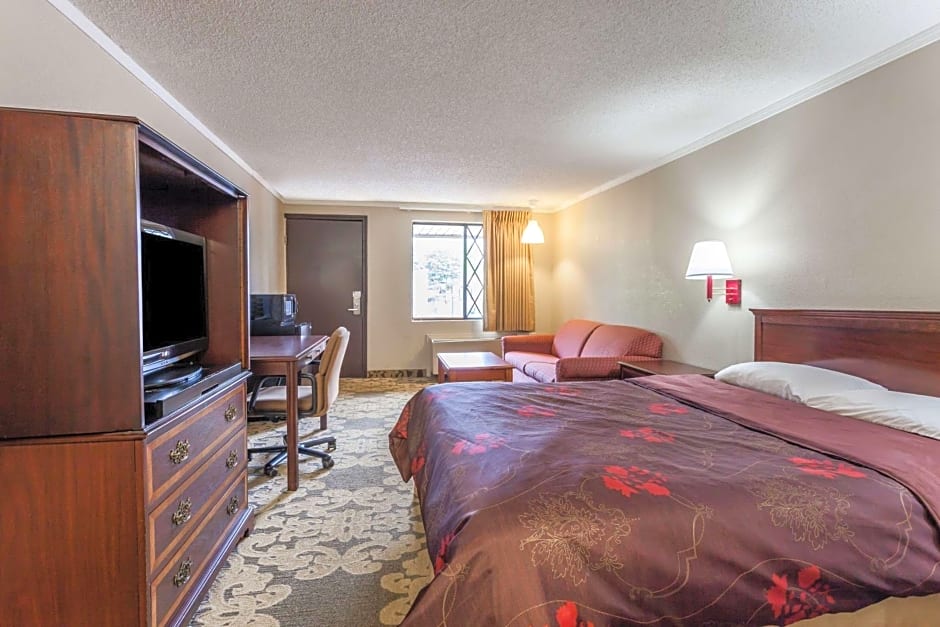 Knights Inn Farmington Hills
