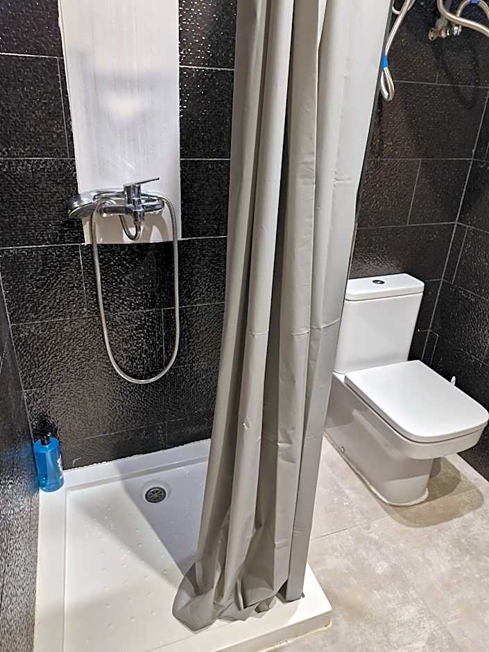 Chill 12 Guest House