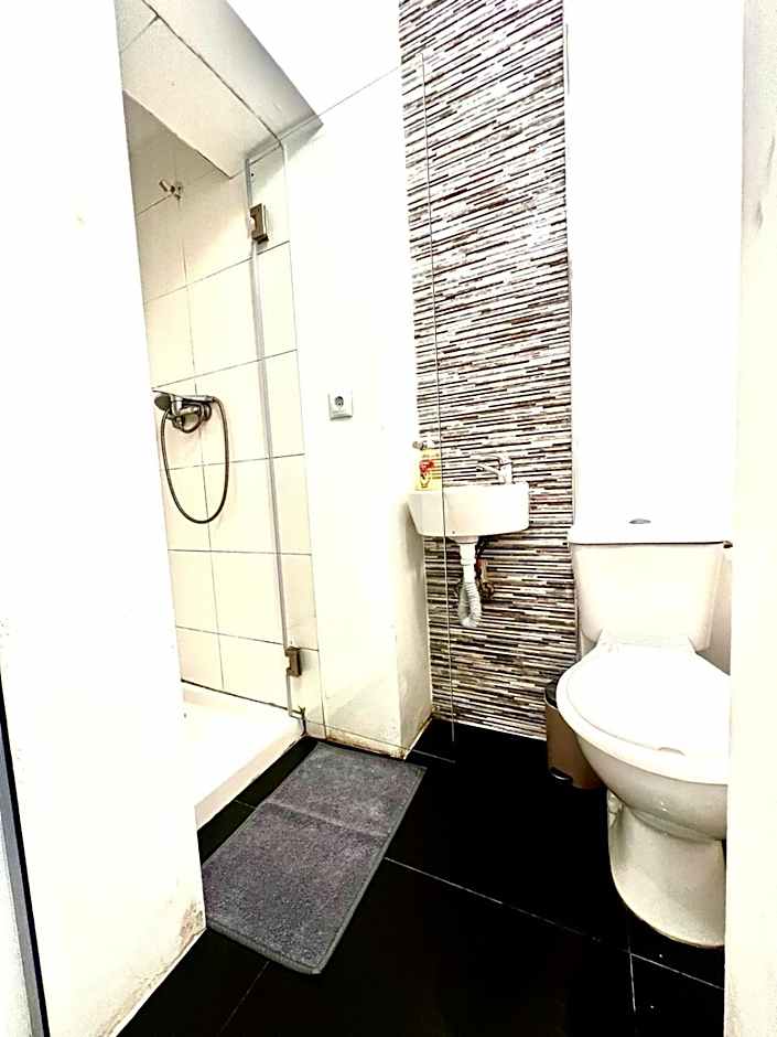 SwissPorto Guest House