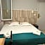 Arcotel Cannes 4 minutes du Palais des Festivals - NEW MANAGEMENT NEW TEAM - OLD REVIEVV