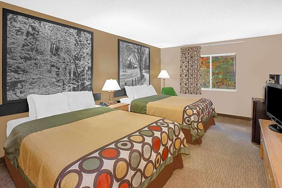 Super 8 by Wyndham Seville