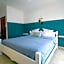 Spacious King Room near Beach & Quinta