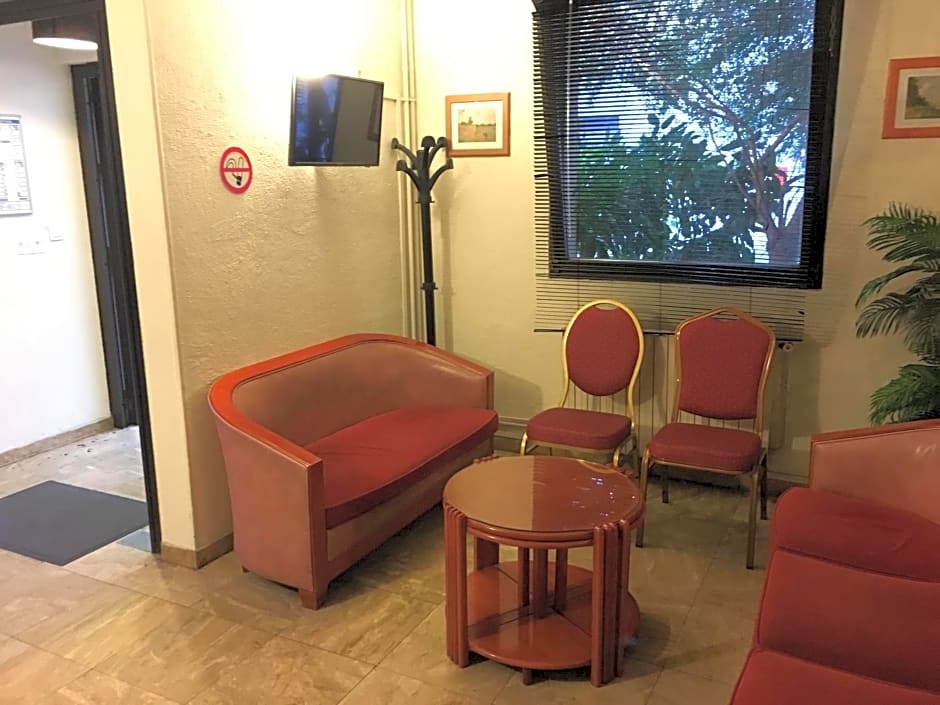 Nouveau Paris Park Hotel