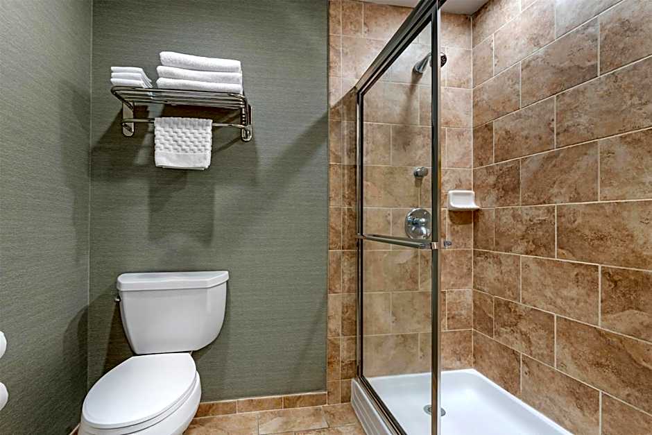 Best Western Plus Clocktower Inn
