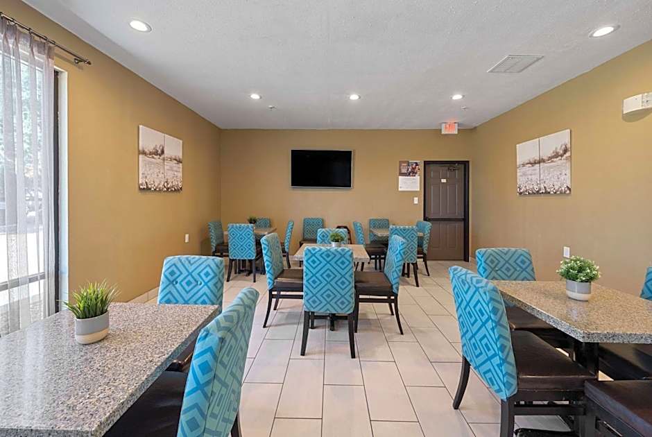 Days Inn by Wyndham Round Rock