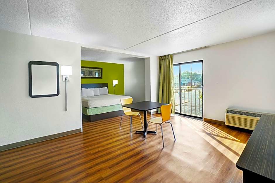Motel 6-Lawrenceville, NJ