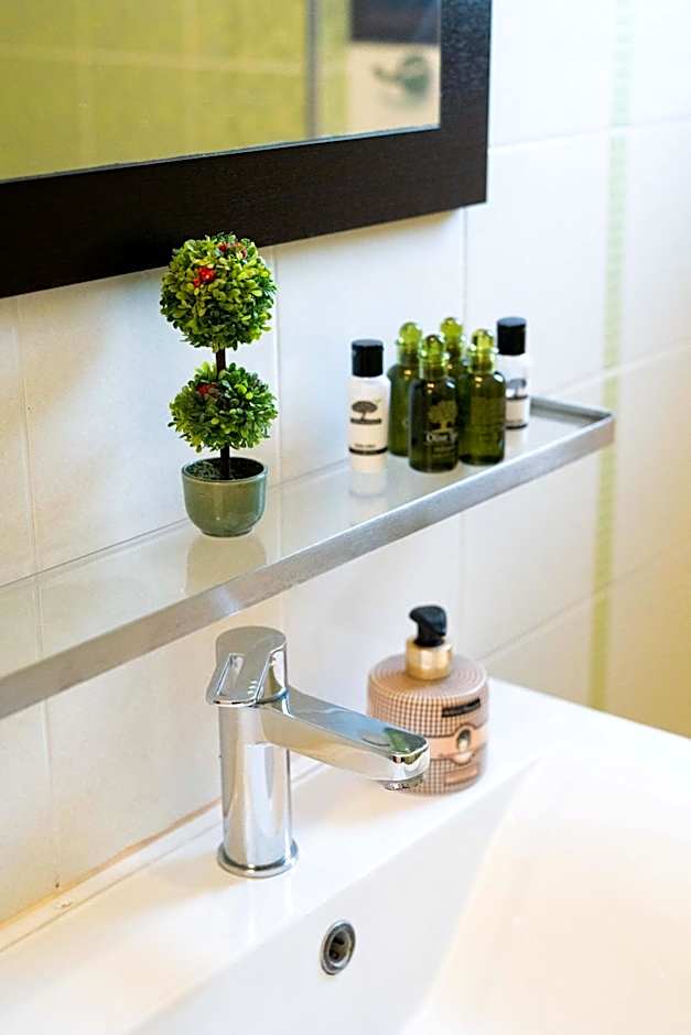 3Aktes Suites & Studios