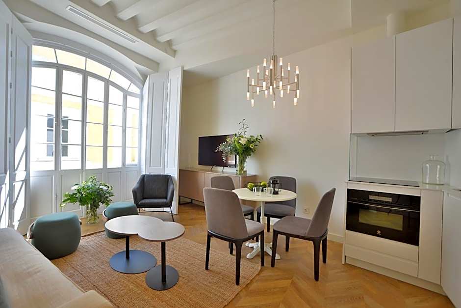 Plaza Mina Suites - Adults Recommended by Luxury Suites Cadiz