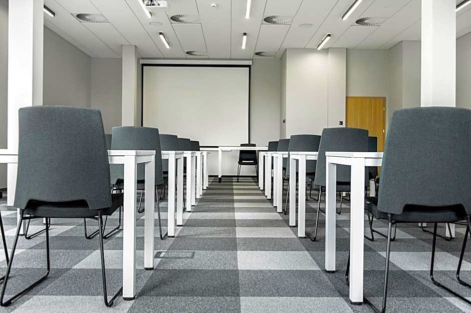 Waw Hotel Airport Okecie