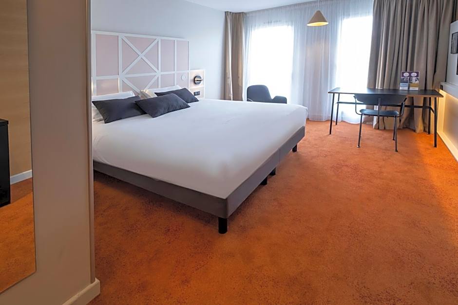 Mercure Rouen Centre Champ de Mars