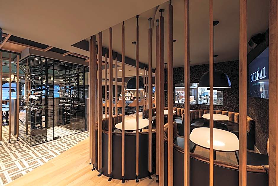 Hotel Universel, Centre De Congres Riviere-Du-Loup