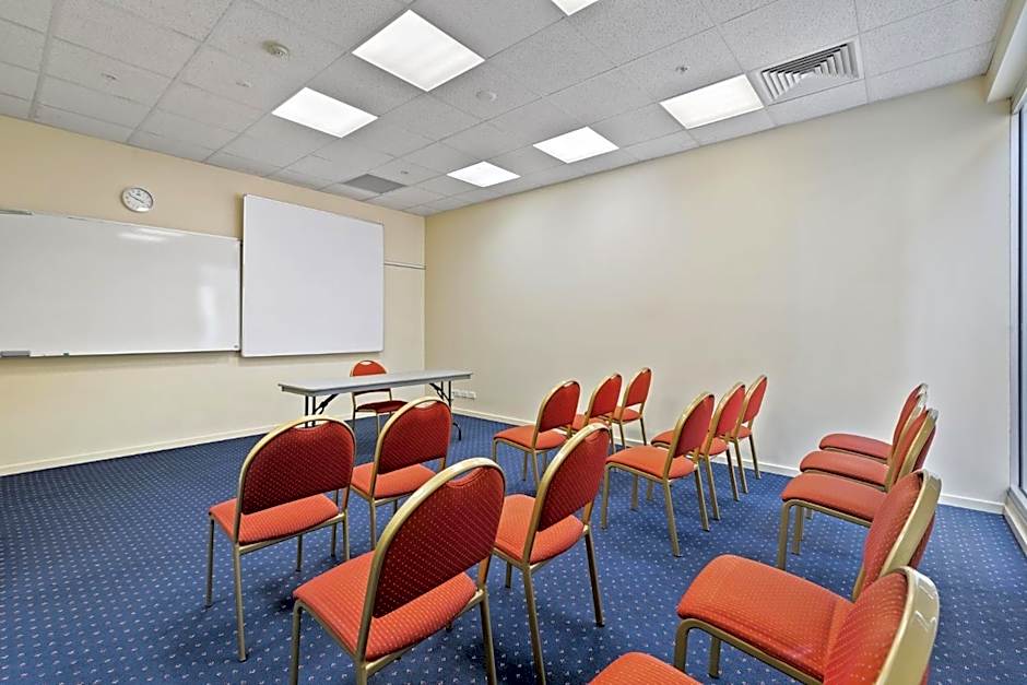 YEHS Hotel Melbourne CBD