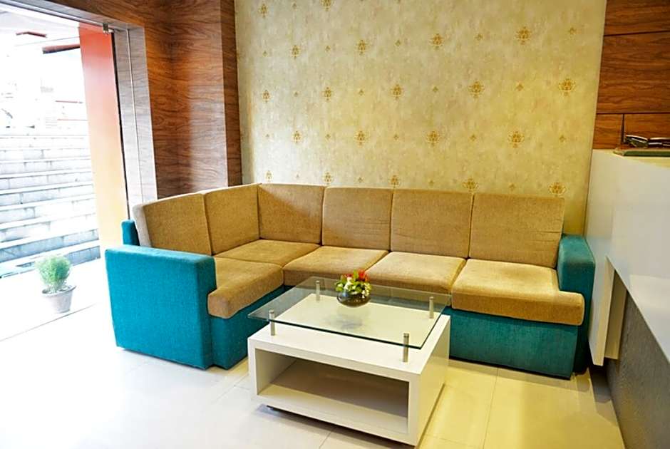 Pallavi International Hotel – Patna, CO