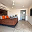 Safari Lodge Motel