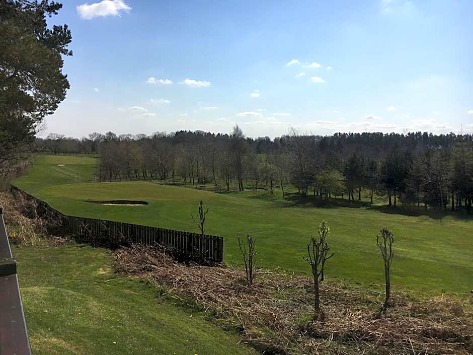 Millie,s View 18 hole free Golf